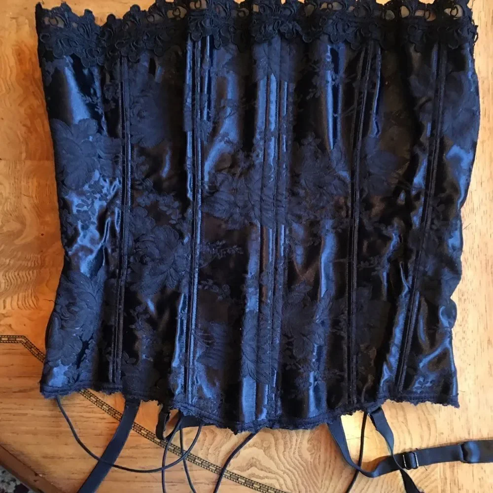 🎃 - CORSET W Garter Straps Full Boning!